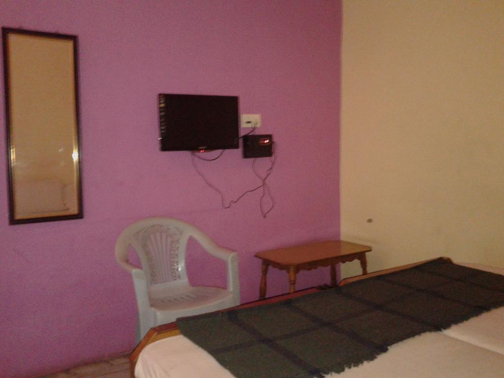 Noble Residency Hotel Tirupati Room photo